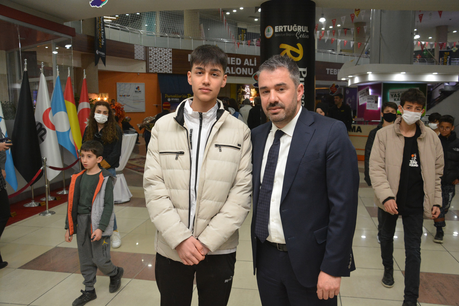 Yükleniyor...