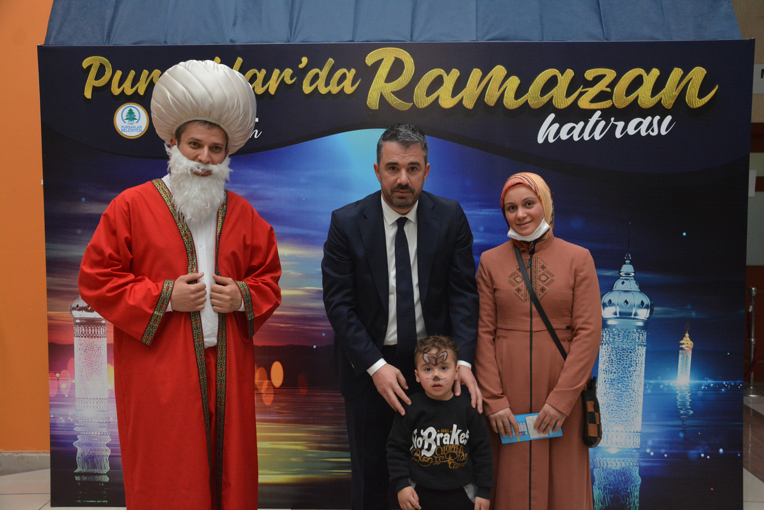 Yükleniyor...
